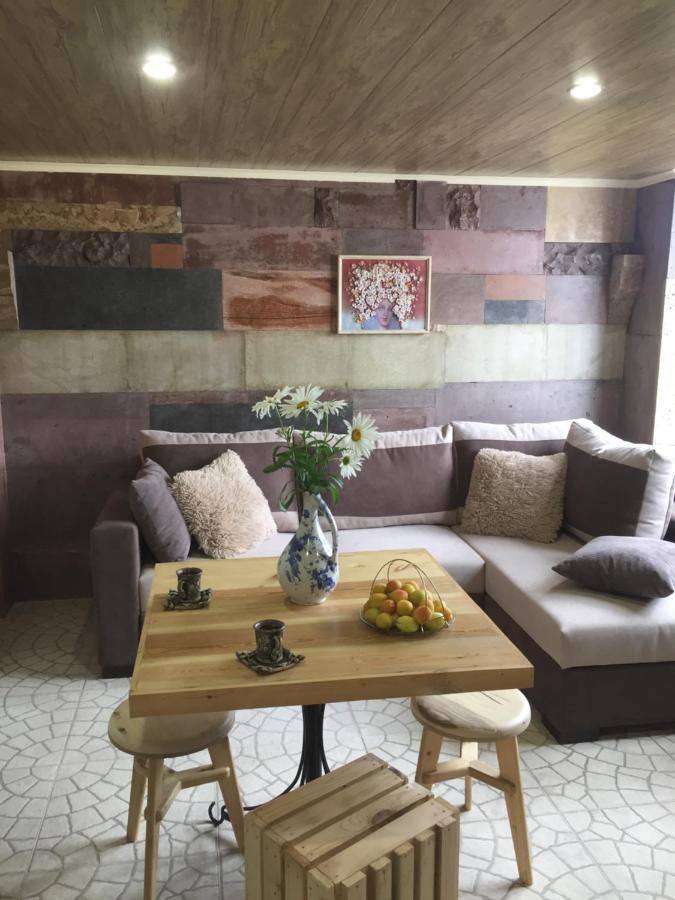Apple Tree Family Home Dzorakap Zewnętrze zdjęcie